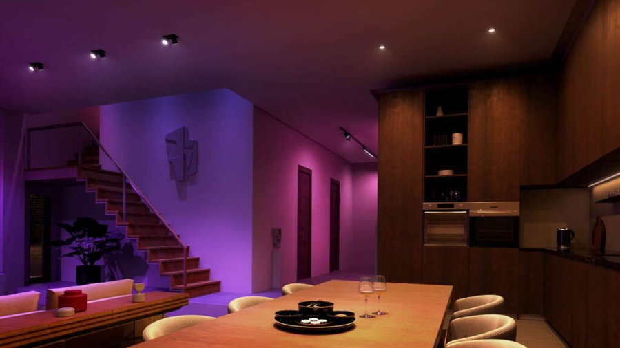 Philips Hue White and Color Ambiance MR16 Spot 5 cm