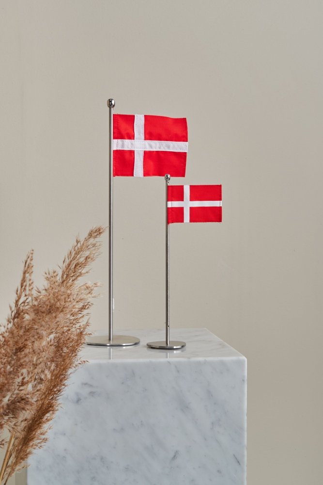Piet Hein Bordflag H25 cm, Brstet Stl