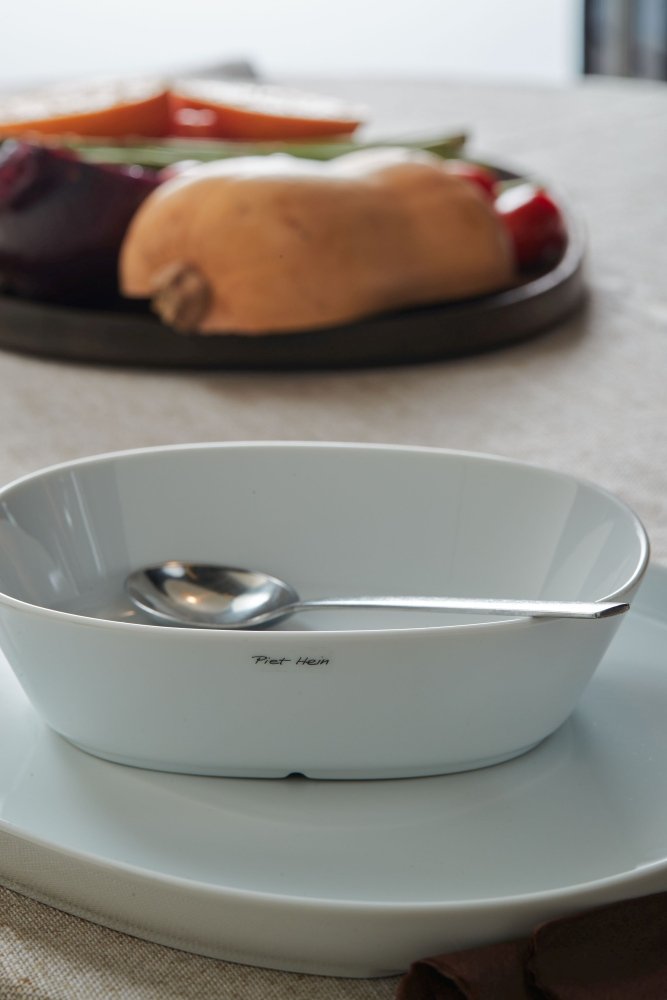 Piet Hein Superellipse Dyb Tallerken 18 cm, Hvid