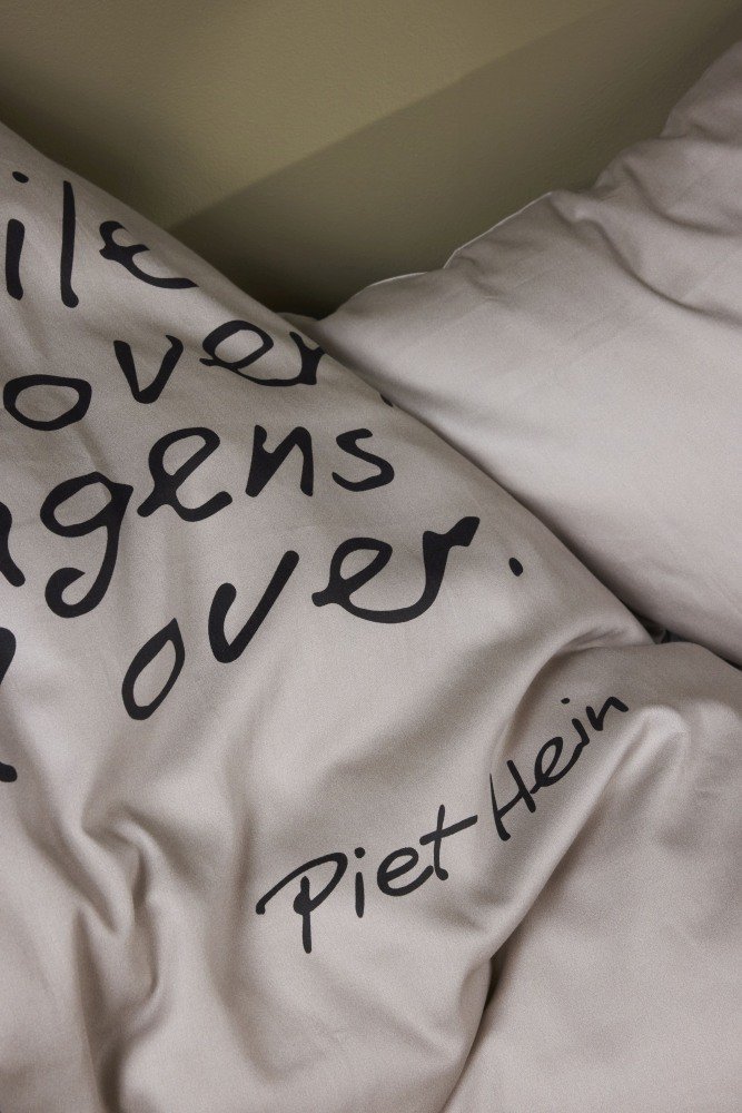 Piet Hein Sengest Husk At Smile 140x200 cm, Soft Grey
