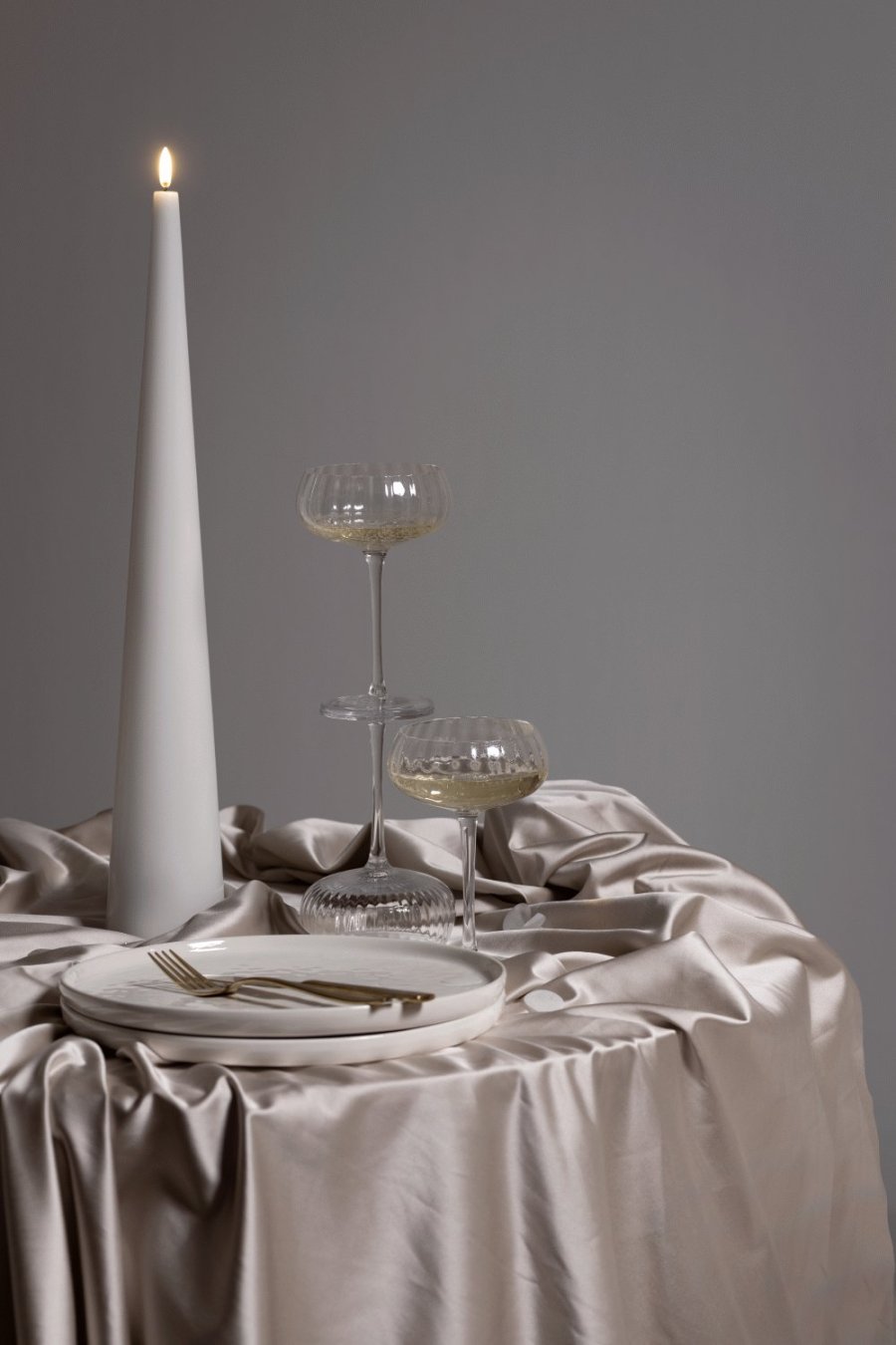 Uyuni Lighting Keglelys LED �8,3xH50 cm, Nordic White