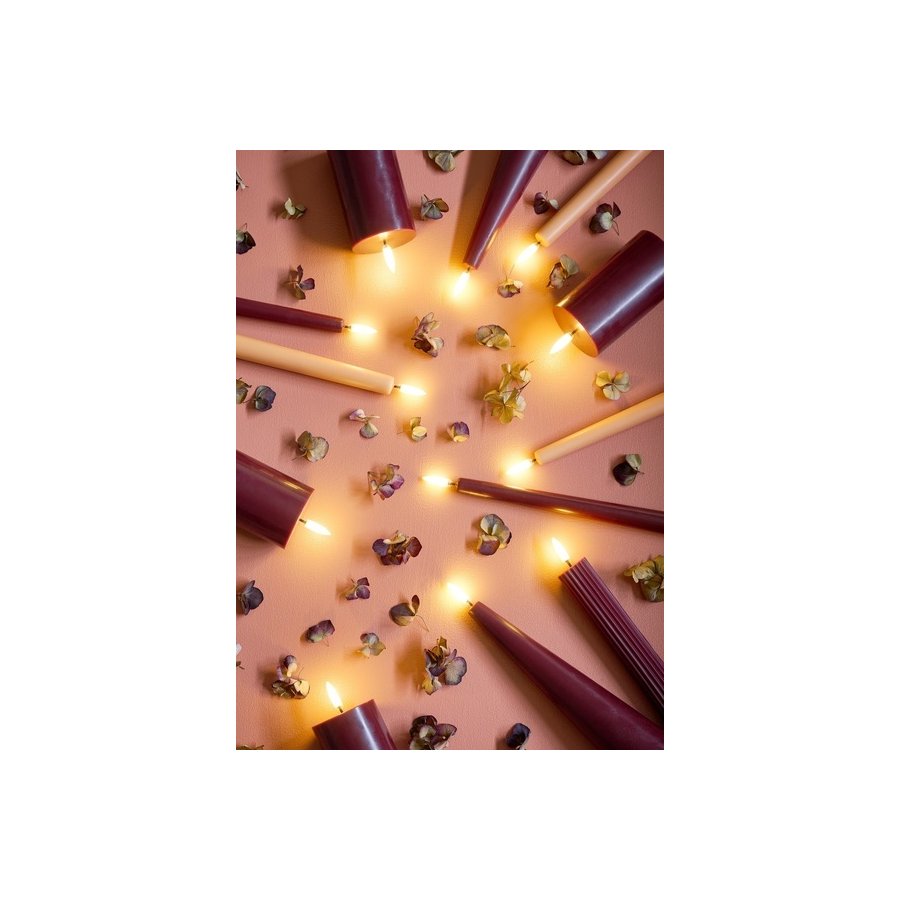 Uyuni Lighting Keglelys LED 5,8xH21,5 cm, Wine Red