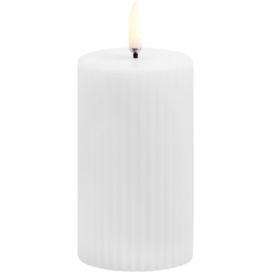 Uyuni Lighting Bloklys m. Riller LED 5,8xH10,1 cm, Nordic White