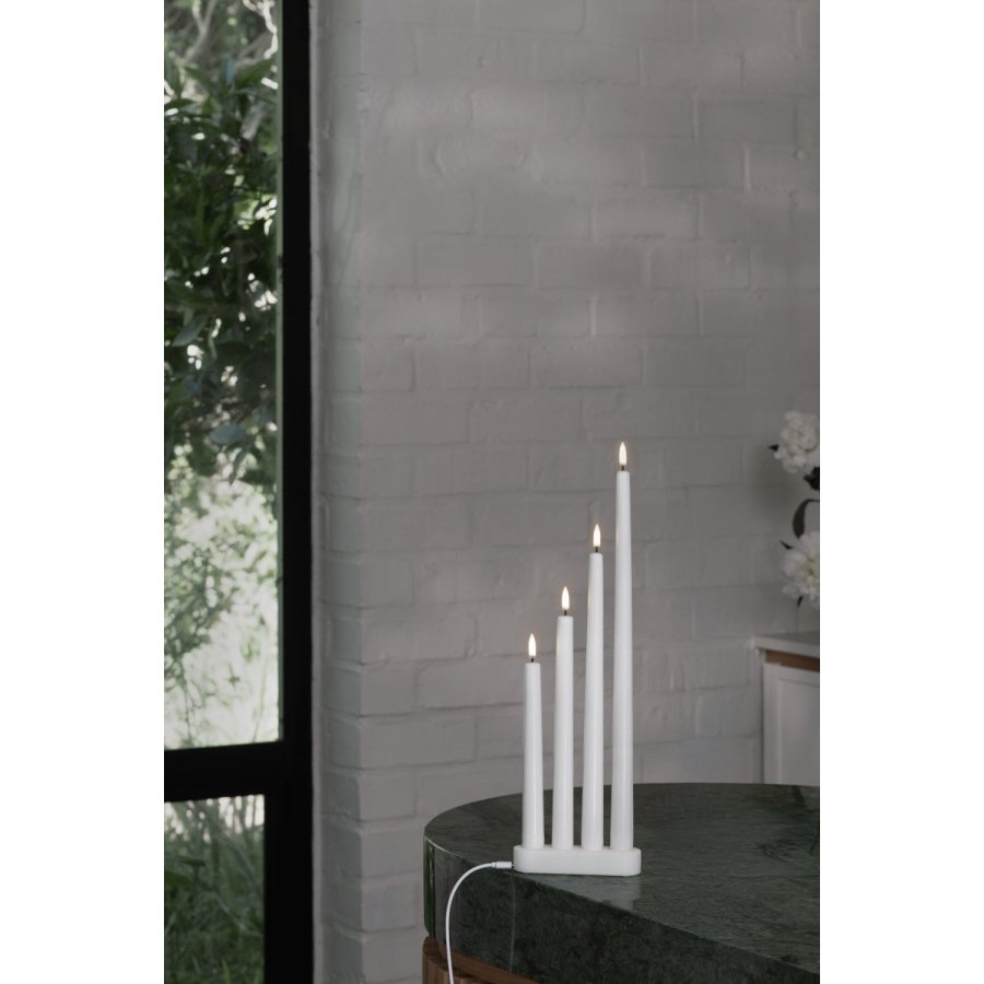 Uyuni Lighting Ladestation til 4 stk. Kronelys 13x4 cm