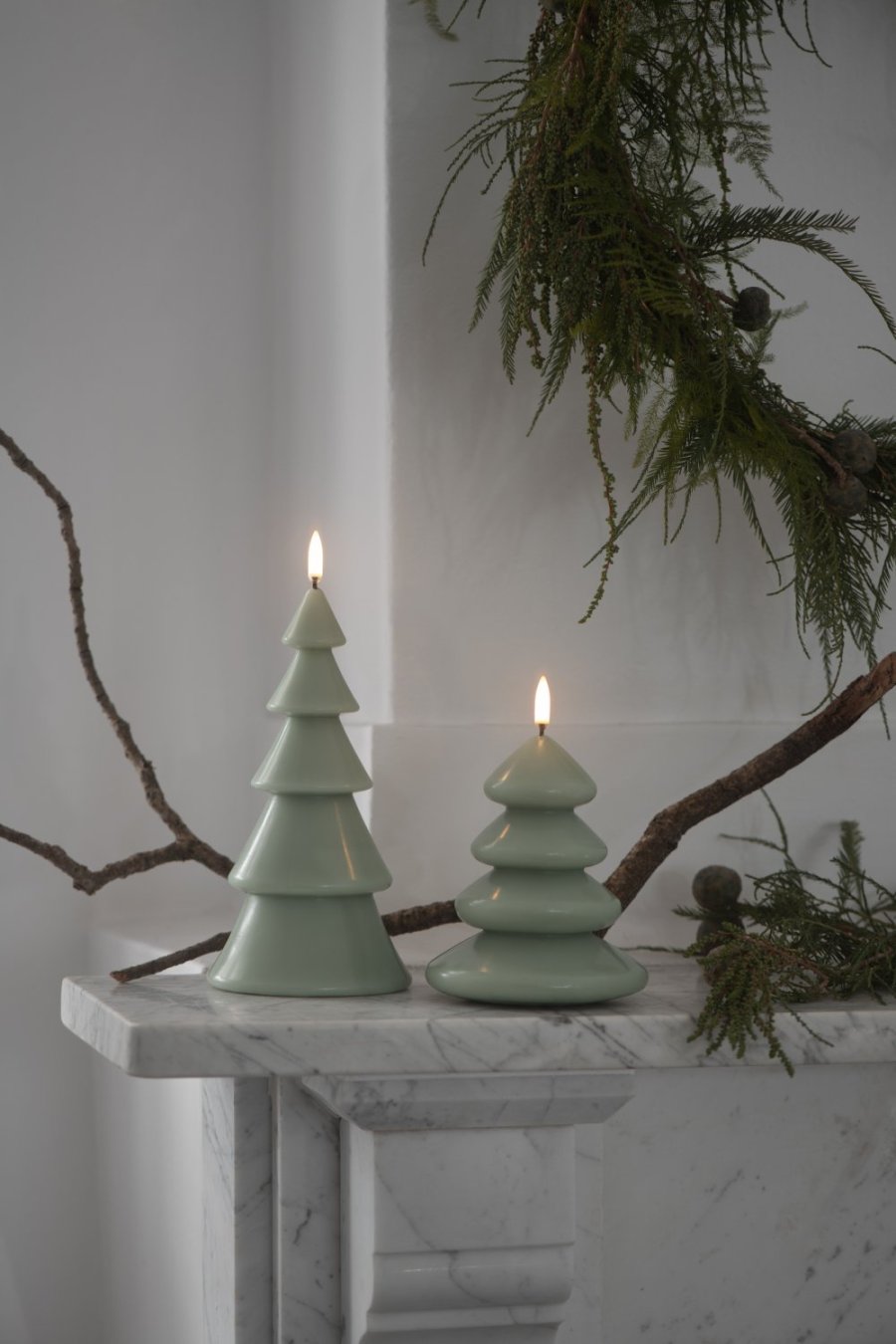 Uyuni Lighting Weihnachtsbaumkerze LED Ø10x20 cm, Sage Green