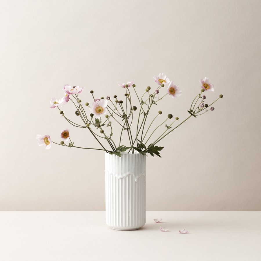 Lyngby Vase hvid med løbeglasur, 20cm