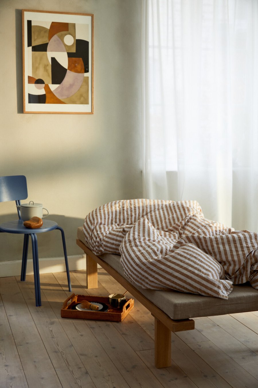 Juna B�k&B�lge Lines Senget�j 140x200 cm, Sand/Hvid