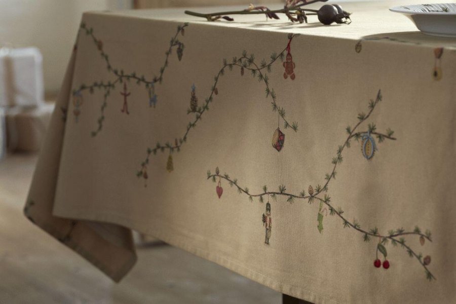 Kähler Hammershi Christmas Dug 150x270 cm, Sand