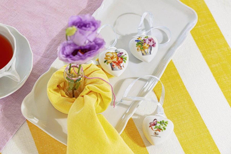 Hutschenreuther Collector's Items P�ske�g 2026 H5,2 cm, P�skelam