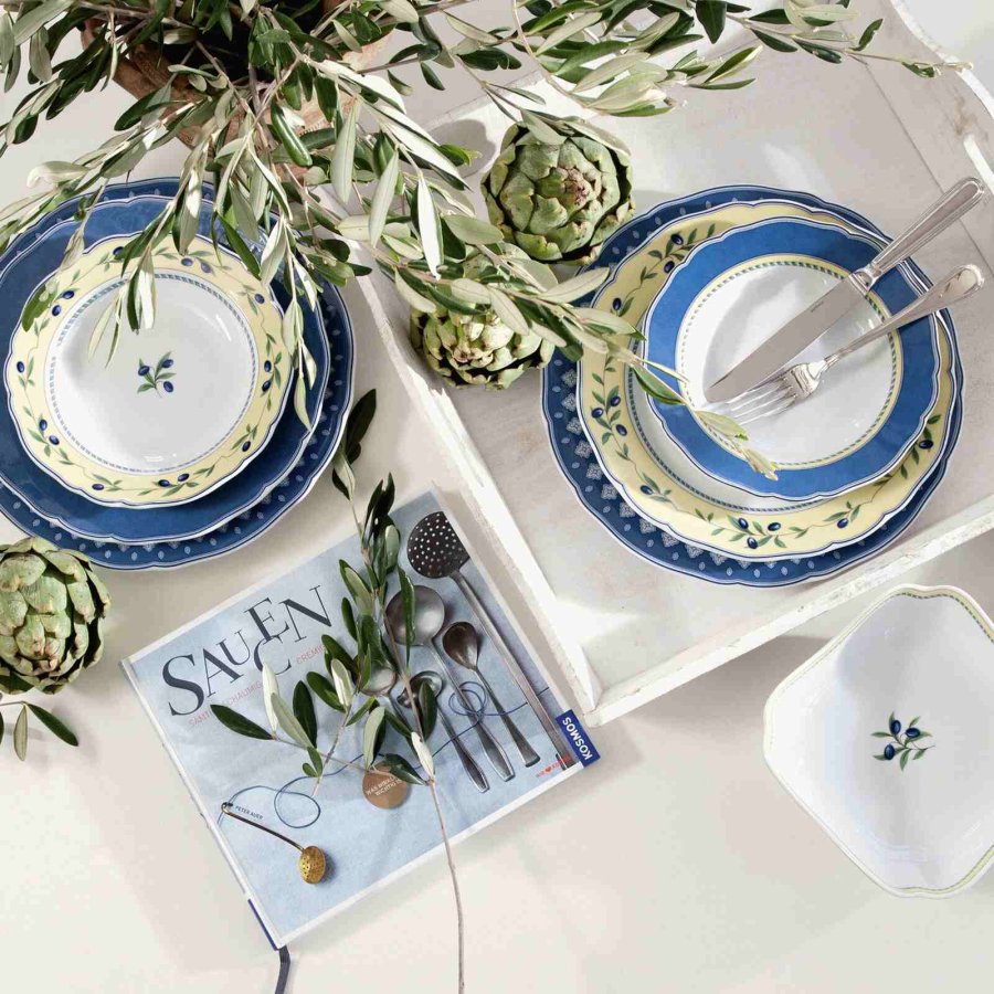 Hutschenreuther Maria Theresia Suppetallerken 21,4 cm, Bl�