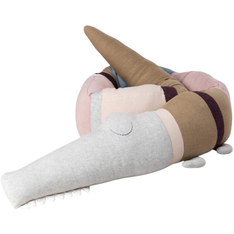 Sebra Strikket Pude Sleepy Croc 12x190 cm, Birchbark Rose