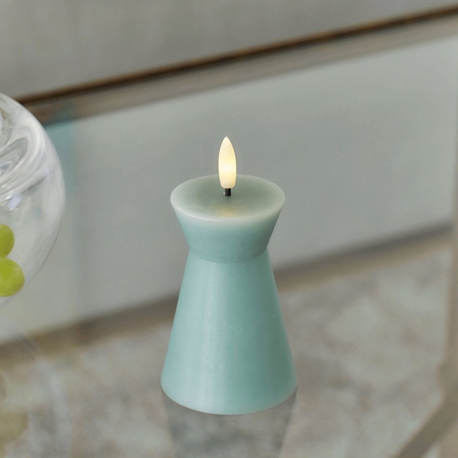 Sirius Sille Nordic Sculpture Stumpekerze Kegel LED �6,7/H10 cm, Sandgr&uuml;n