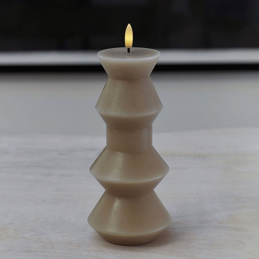 Sirius Sille Nordic Sculpture Bloklys Geometri LED �9,2/H20,3 cm, Lys Karamel