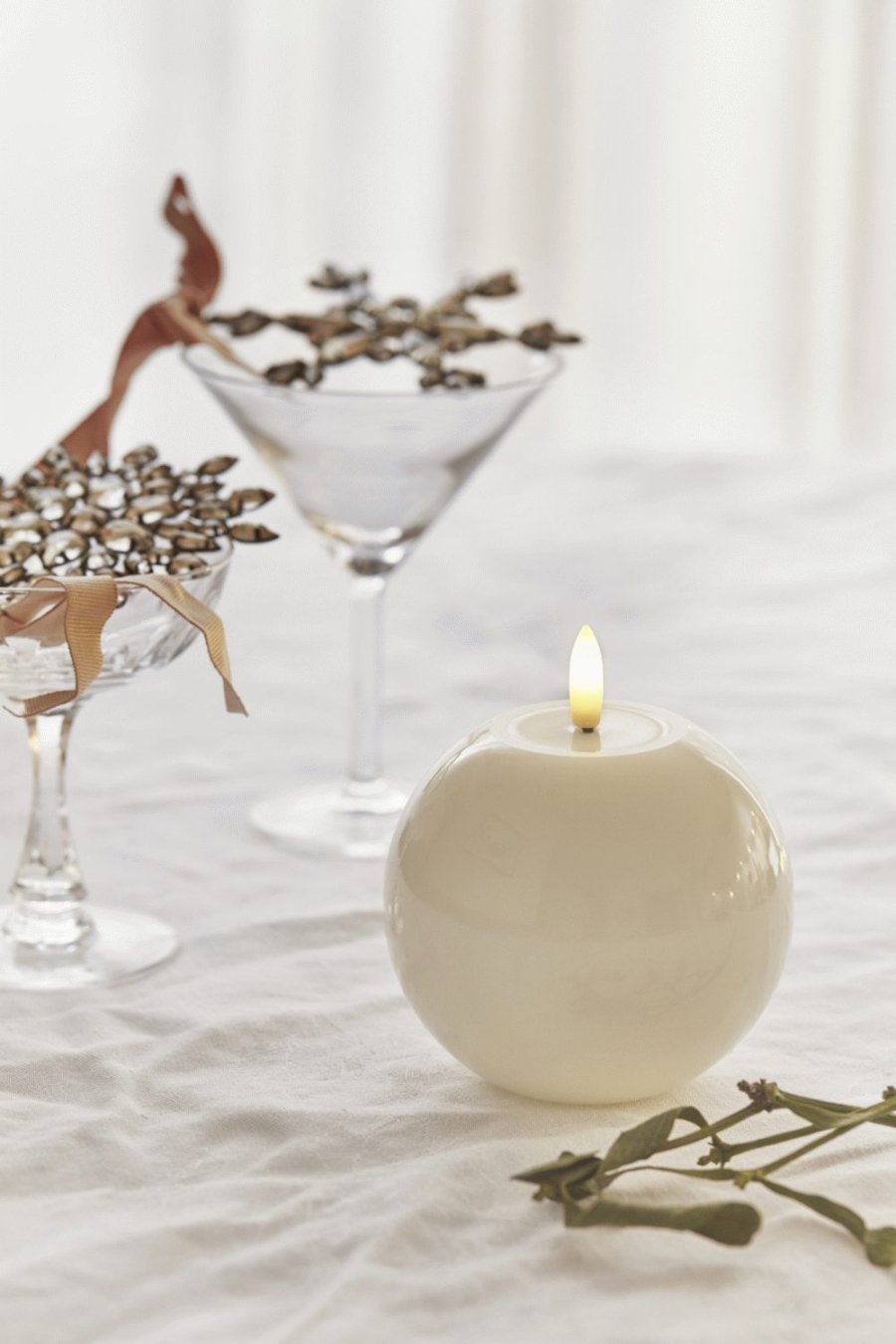 Sirius Sille Kugelkerze LED 9/H10 cm, Ivory