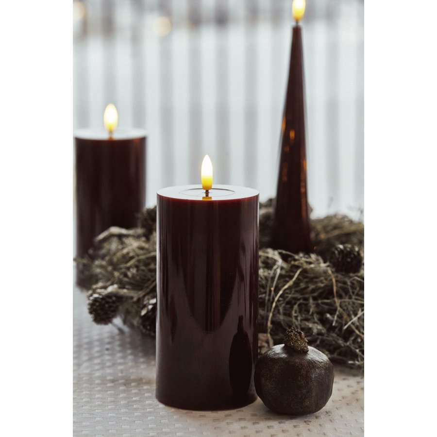 Sirius Sille Stumpenkerze LED 7,5/H15 cm, Bordeaux