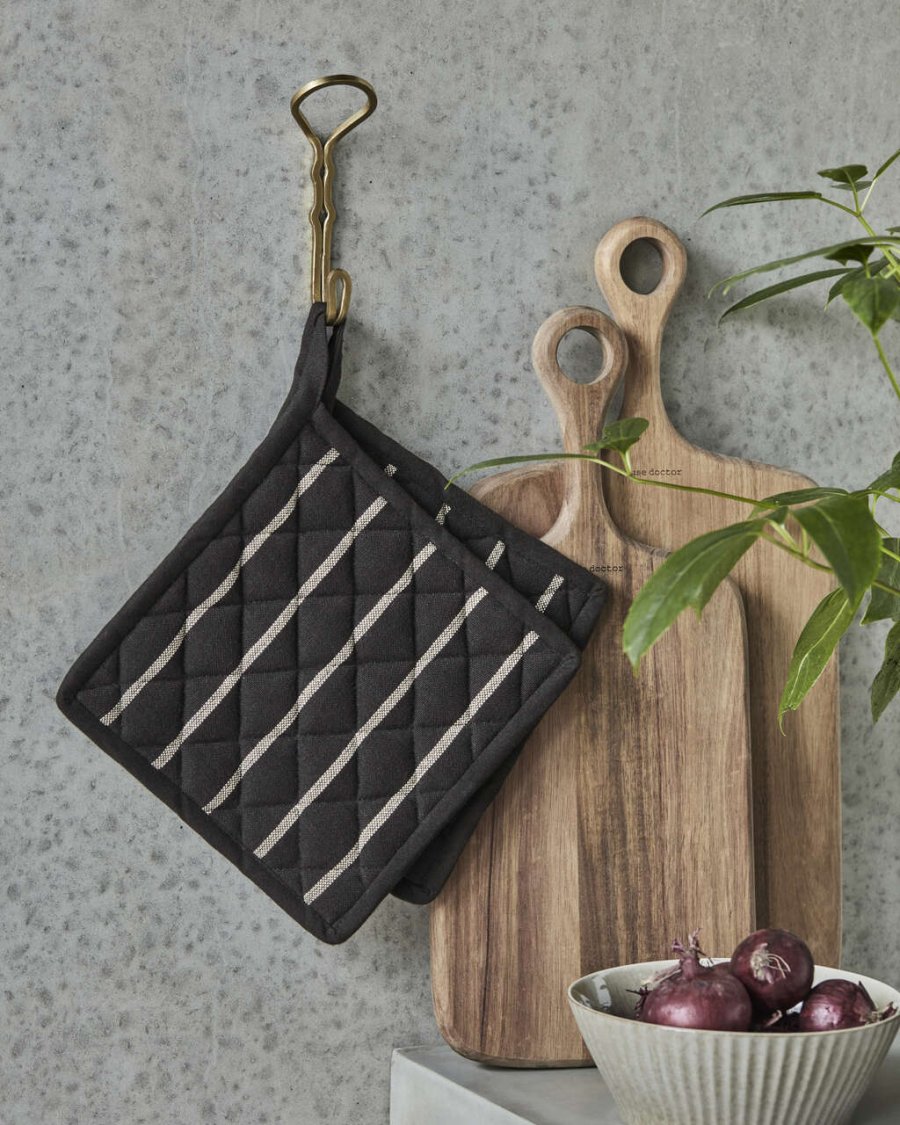 House Doctor Chef Topflappen 2er Set 22,5x22,5 cm, Schwarz/Weiß