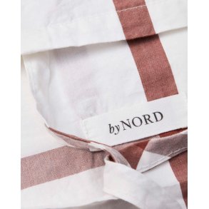 byNORD Astrid Sengesæt 140x220 cm, Berry