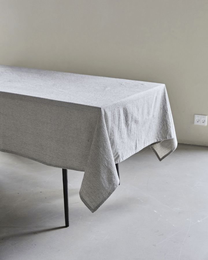 House Doctor Block Dug 150x260 cm, Sand/Sort