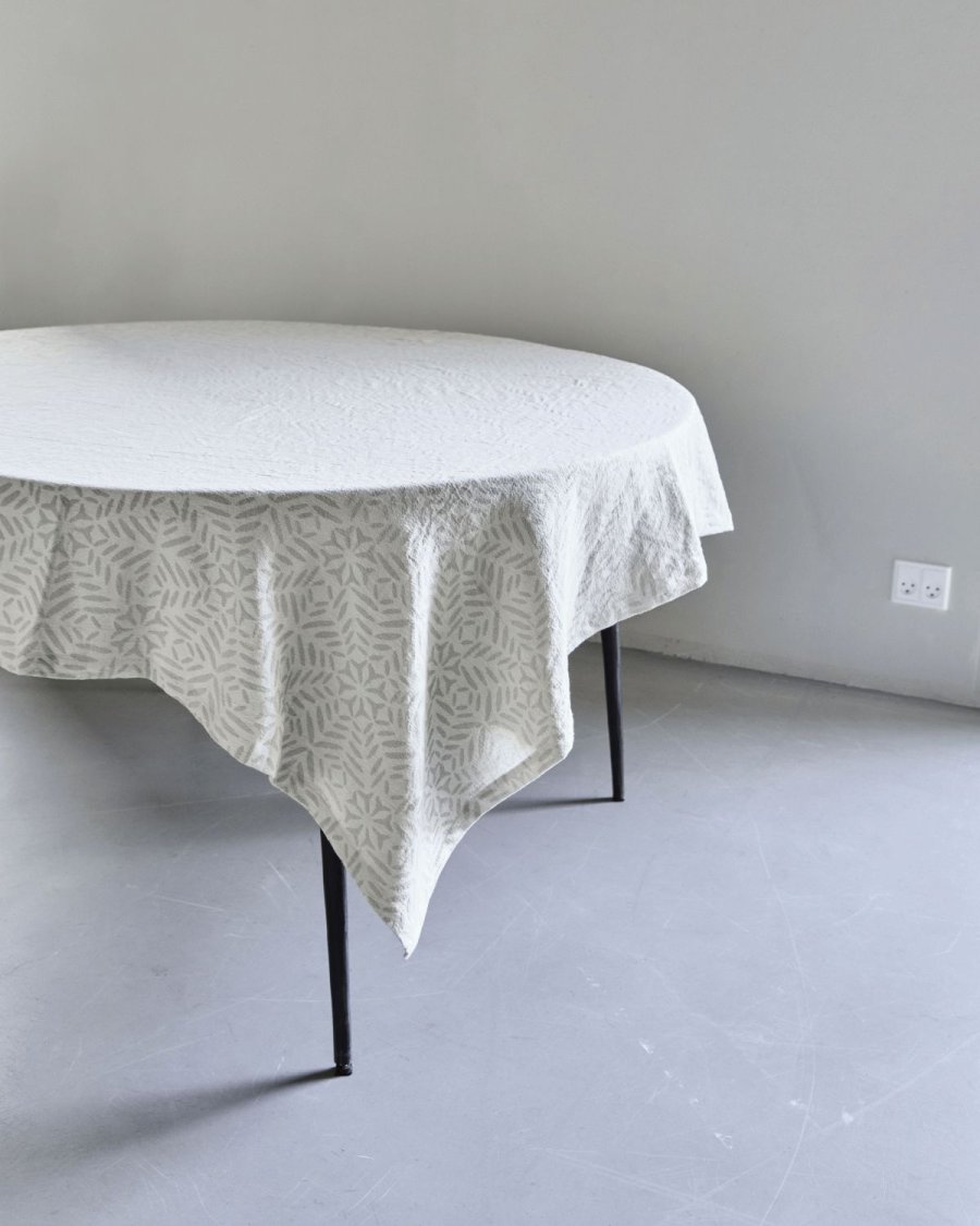 House Doctor Clip Dug 150x150 cm, Hvid/Gr�