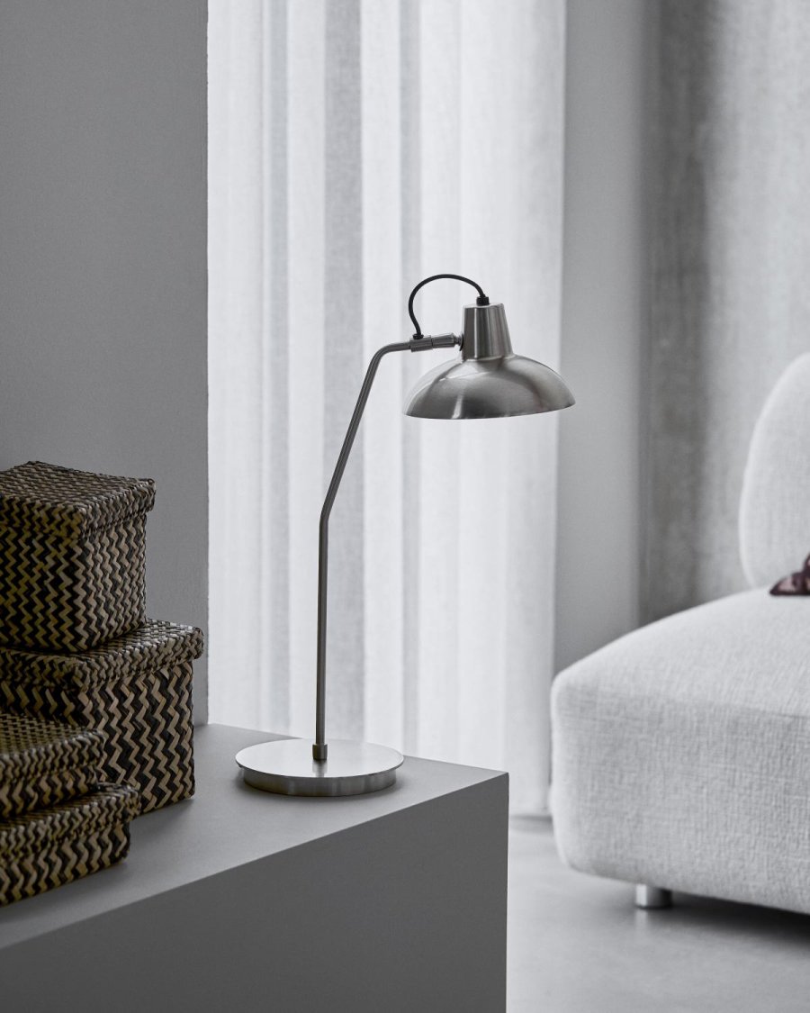 House Doctor Desk Bordlampe H50 cm, B�rstet S�lvfinish