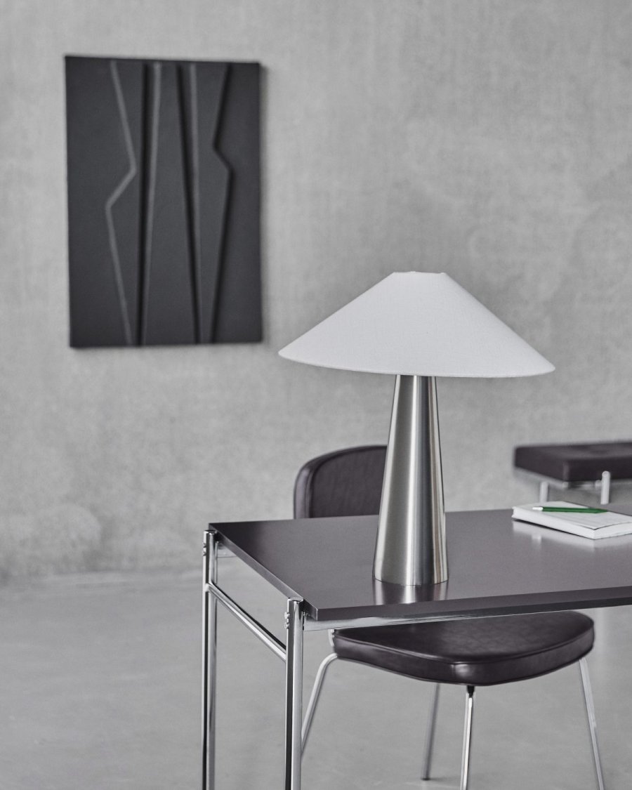 House Doctor Soffi Bordlampe H48 cm, B�rstet S�lvfinish/Off-white