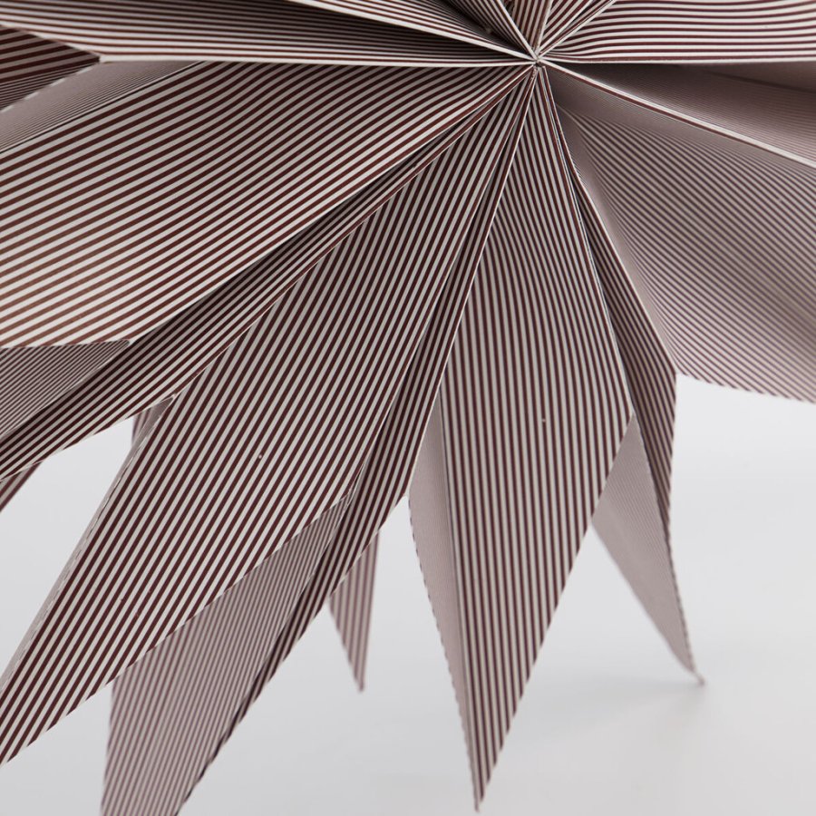 House Doctor Capella Stjerne �50 cm, Br�ndt R�d/Hvid