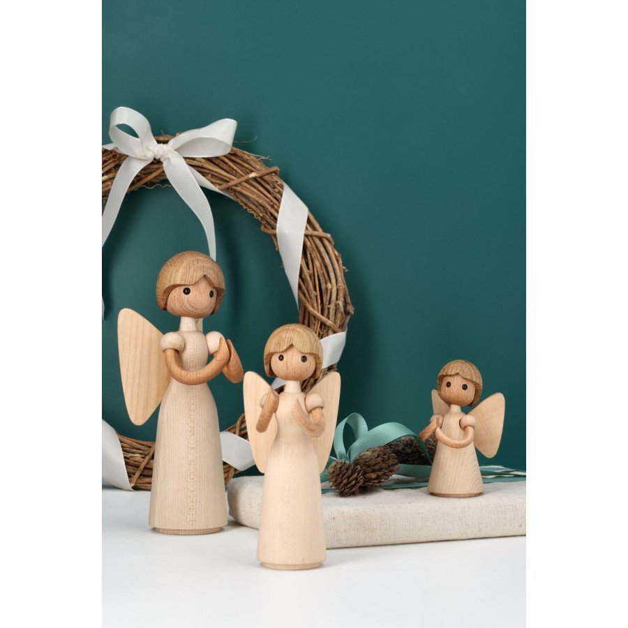 Spring Copenhagen Engel Lucia H19,5 cm, Esdoorn
