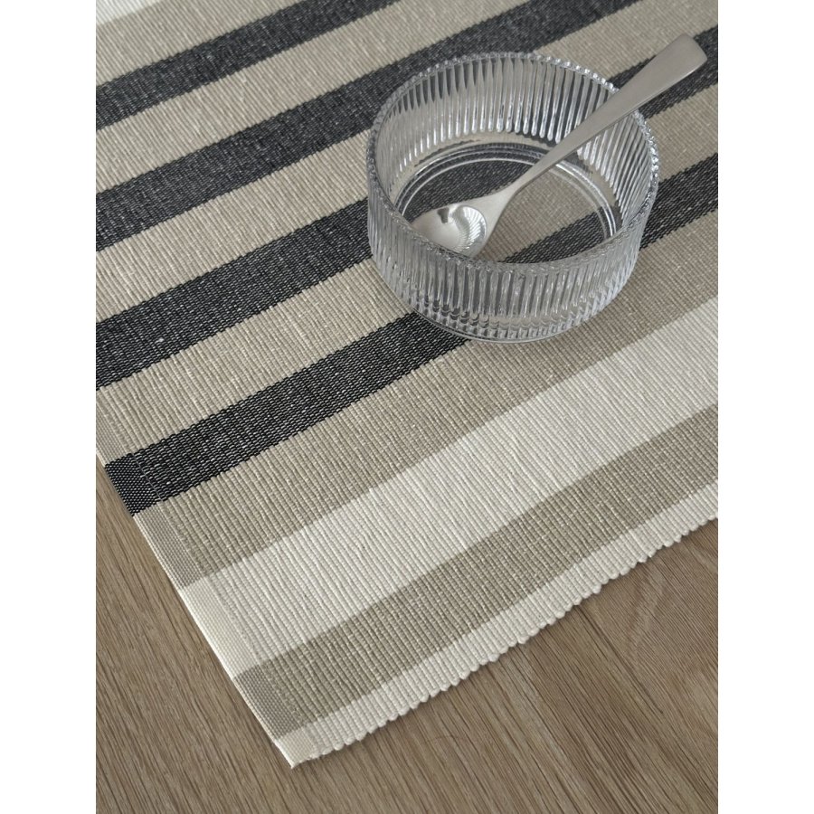 Knabstrup Keramik Vibeke Klint D�kkeserviet Bred Linje 33x48 cm, Hvid