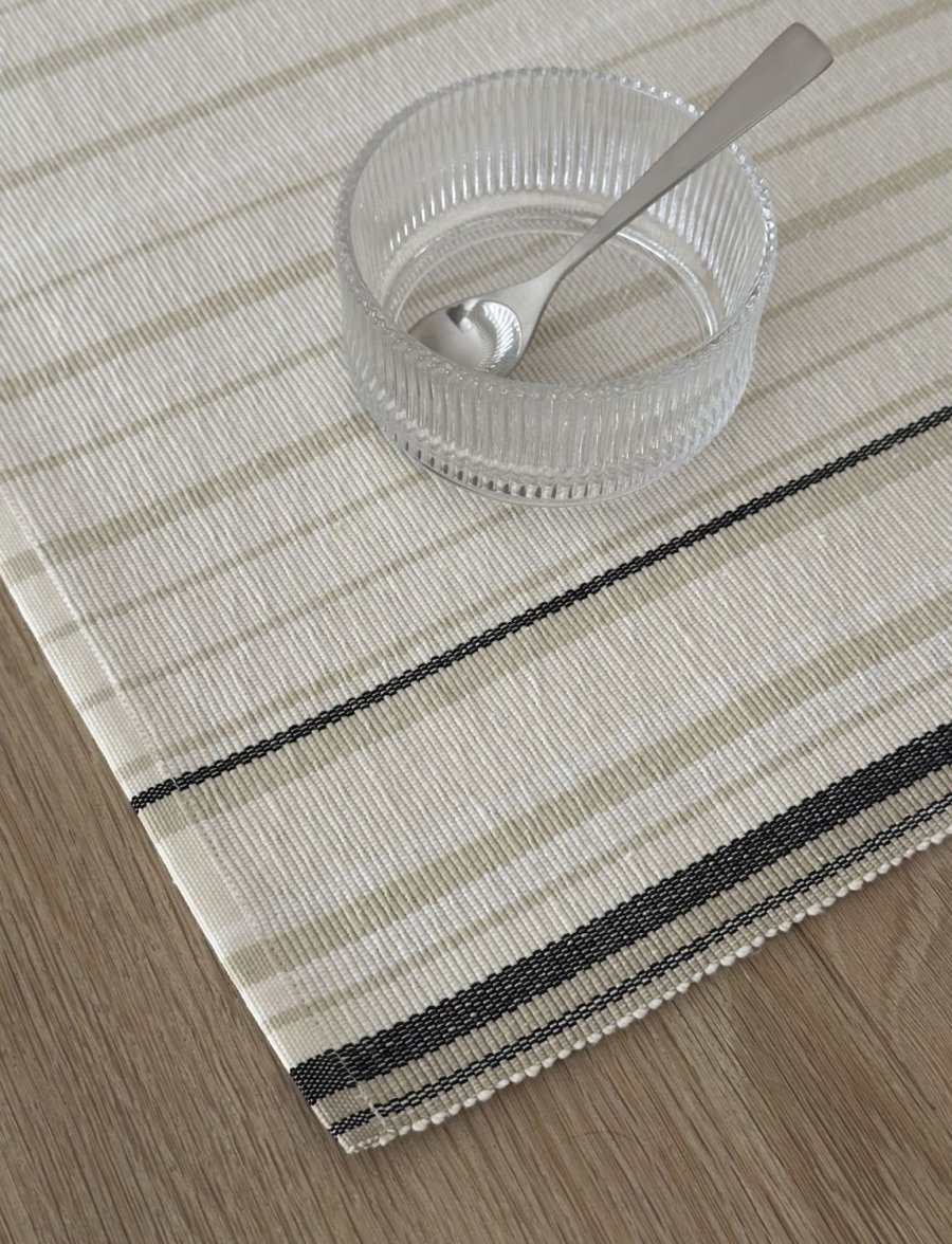 Knabstrup Keramik Vibeke Klint D�kkeserviet Fin Linje 33x48 cm, Hvid