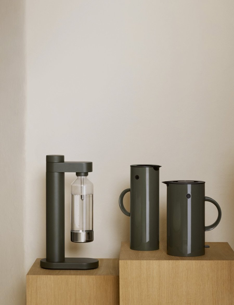 Stelton Brus Wassersprudler 22 cm, Dark Forest