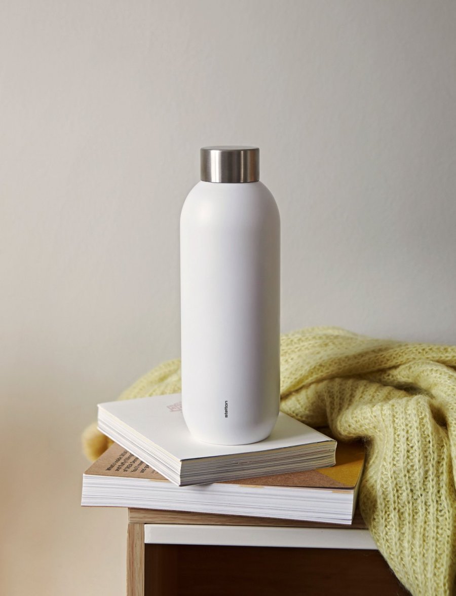 Stelton Keep Cool Thermoflasche 600 ml, Soft Chalk