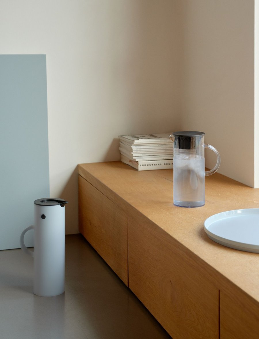 Stelton EM77 Thermoskanne 1 L, Soft Cloud