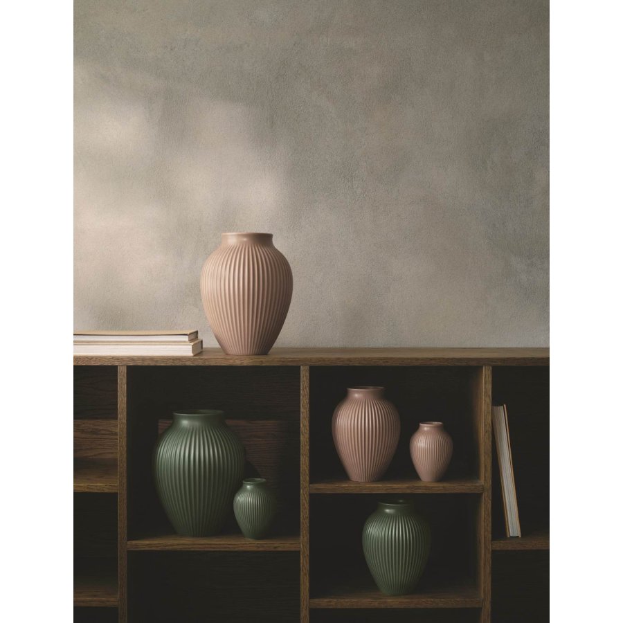 Knabstrup Keramik Ripple Vase H12,5 cm, Mat Dusty Rose