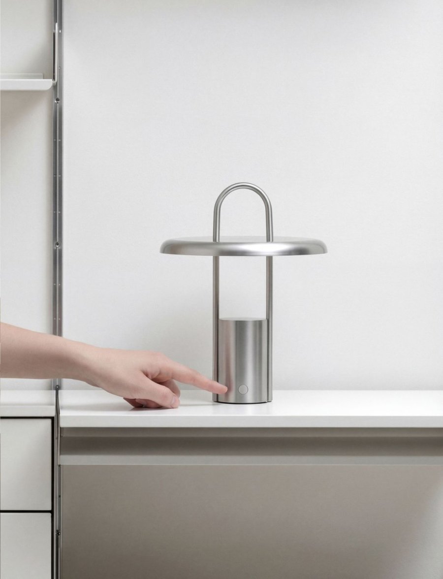 Stelton Pier Tr�dl�s Bordlampe H25 cm, St�l