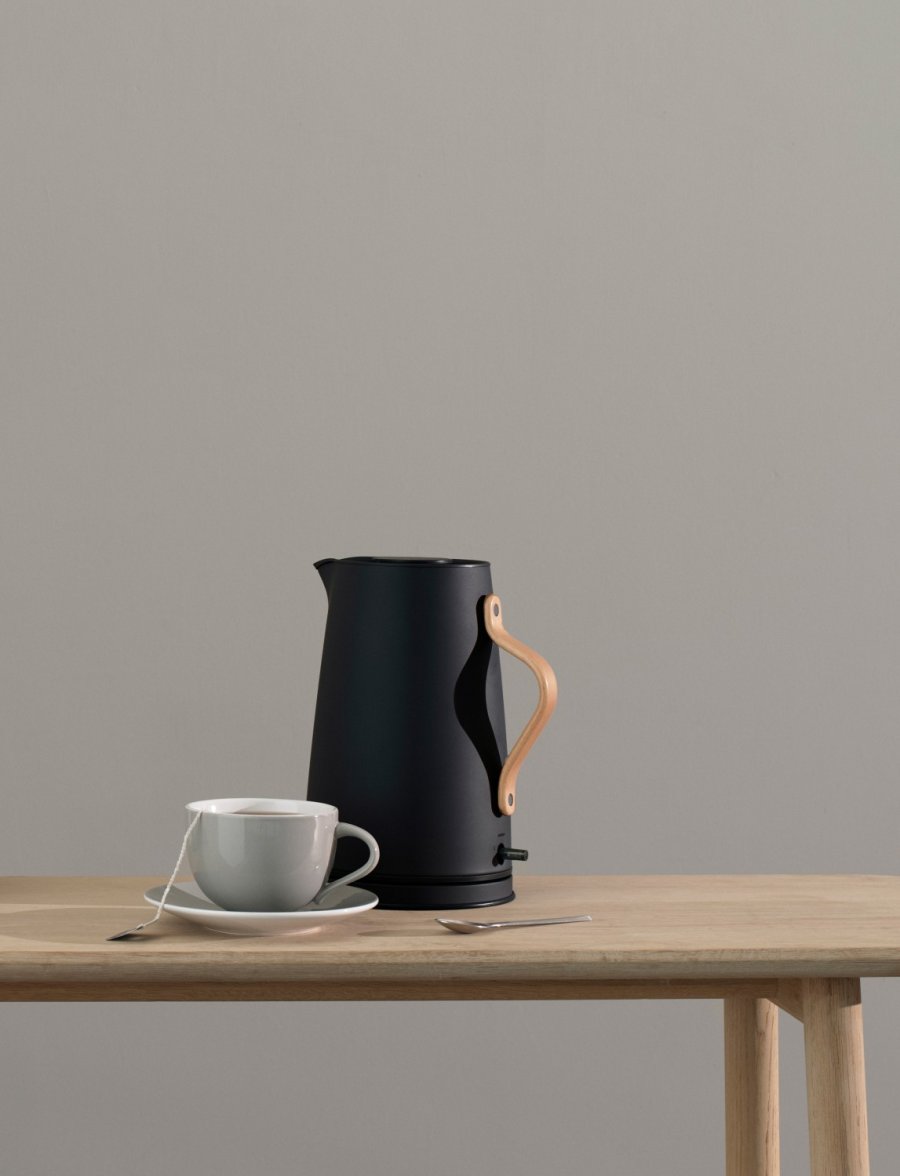 Stelton Emma Wasserkocher 1,2 L, Soft Black