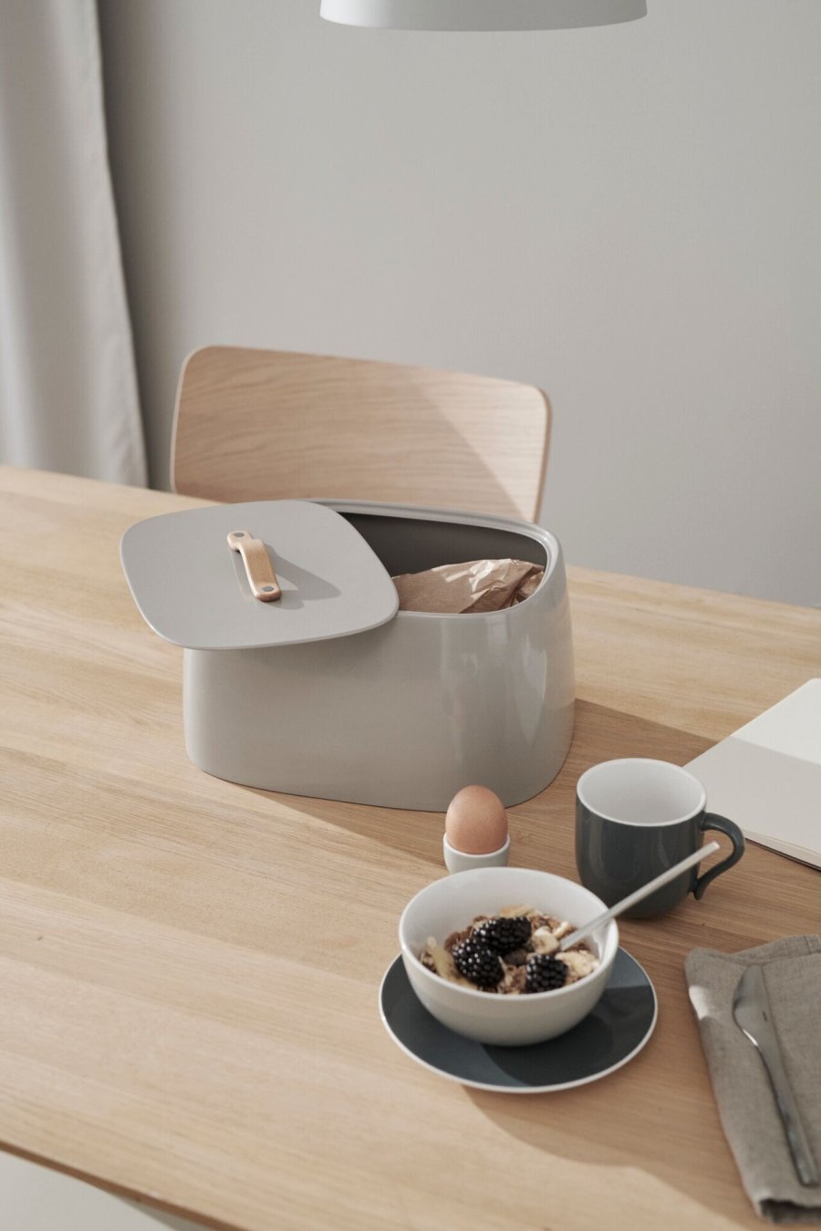 Stelton Emma Brotkasten, Grau