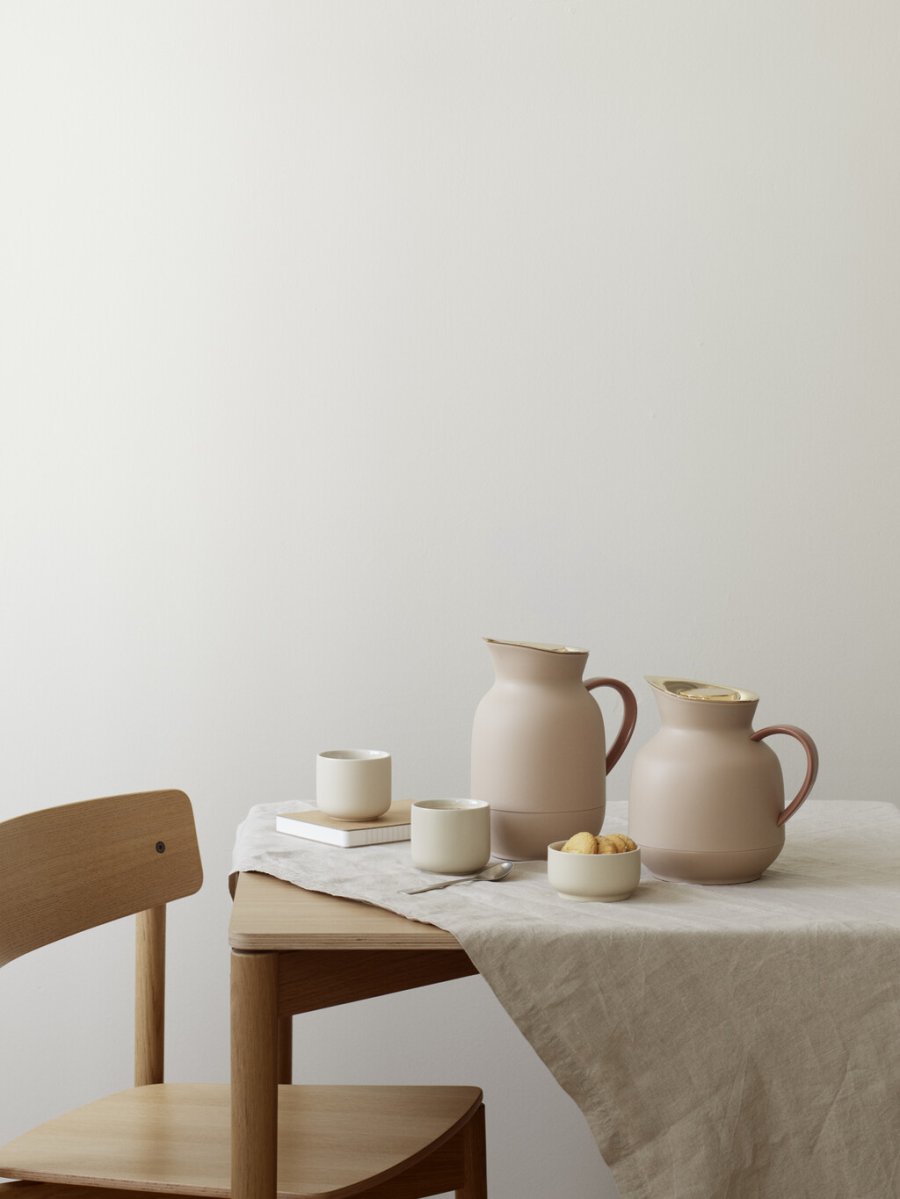 Stelton Amphora Thermokanne Kaffee 1L, Soft Peach