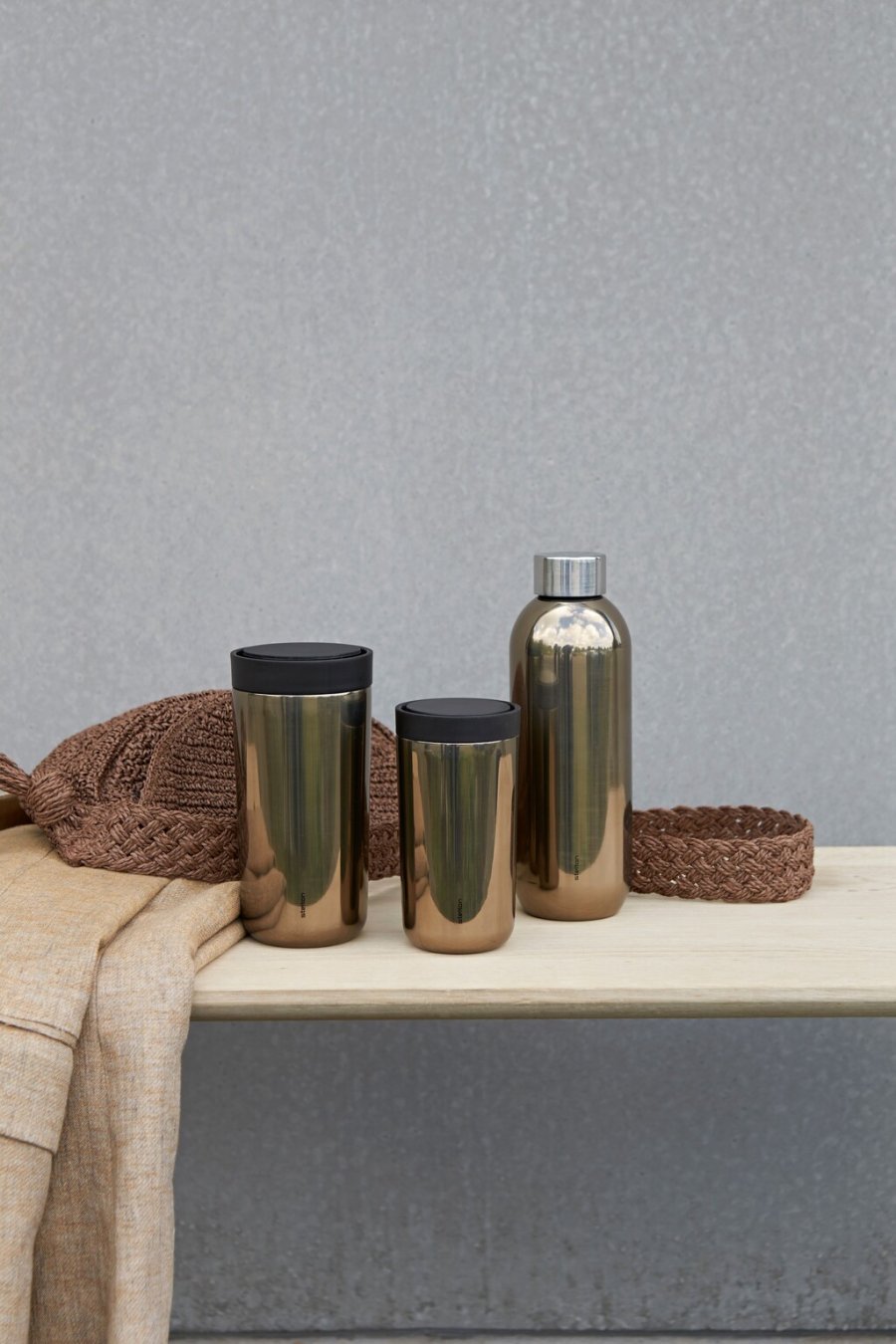 Stelton Keep Cool Thermosflasche 0,6 L, Dark Gold