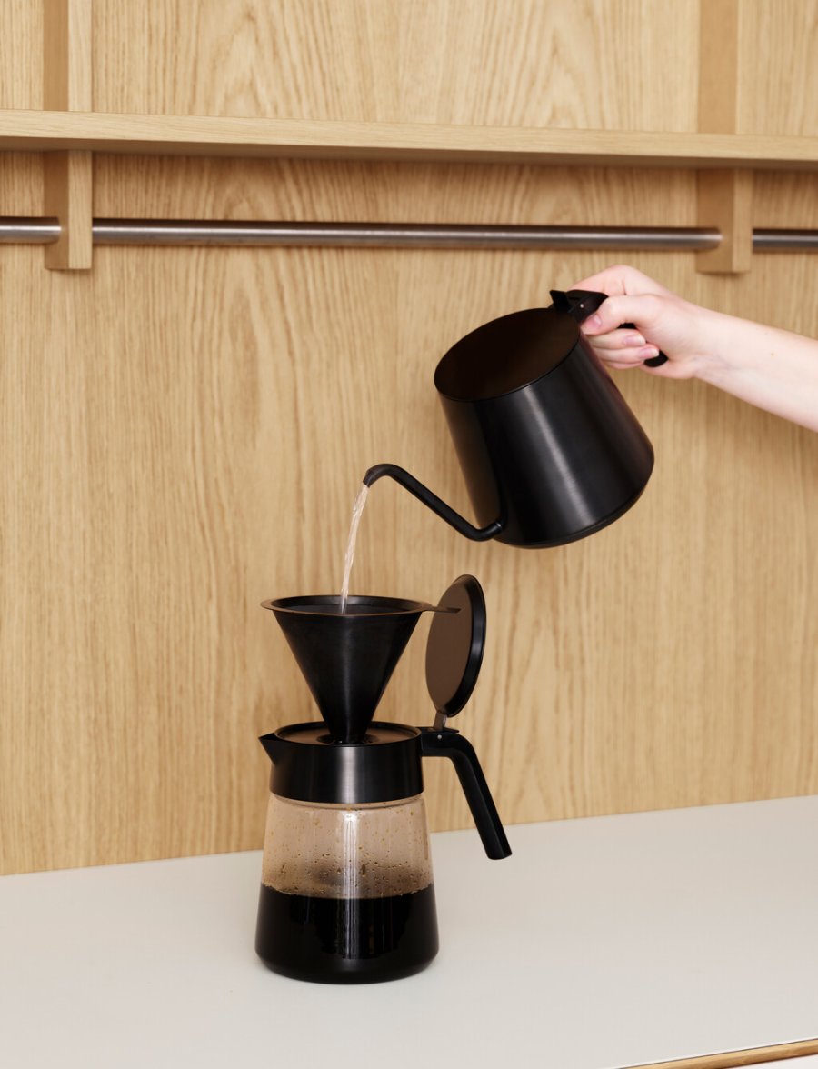 Stelton Nohr Glaskanne 1,2 L, Metallisch Schwarz