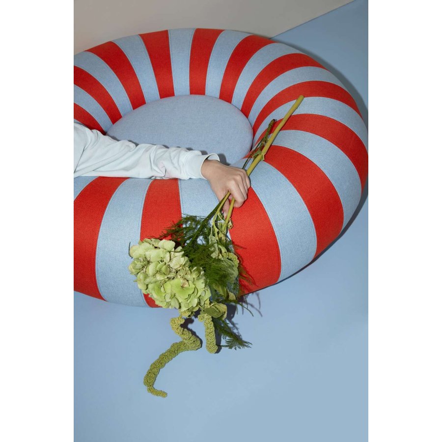 Studio About Float Puf 100 cm, Bl/Rd