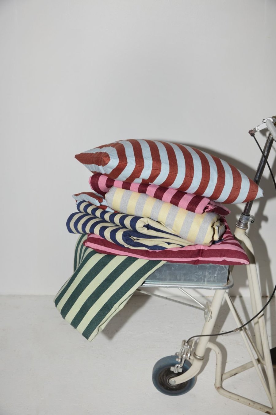 Studio About Pudebetr�k 50x50 cm, Bordeaux/Rosa