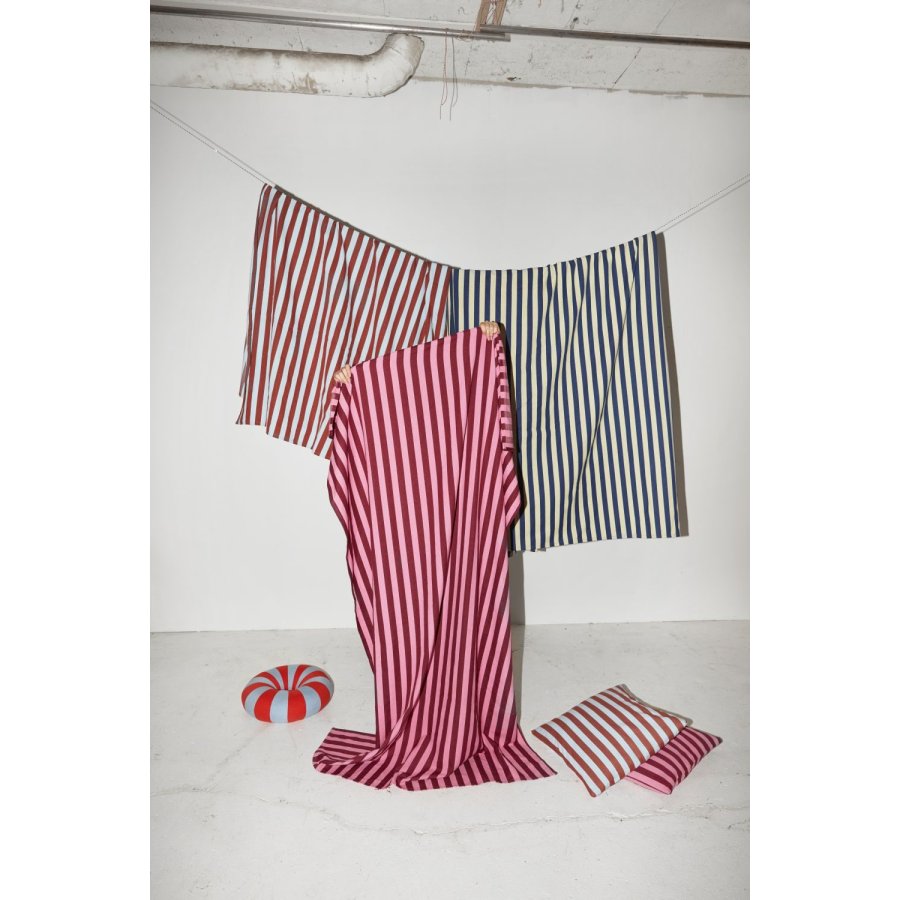 Studio About Pudebetr�k 50x50 cm, Bordeaux/Rosa