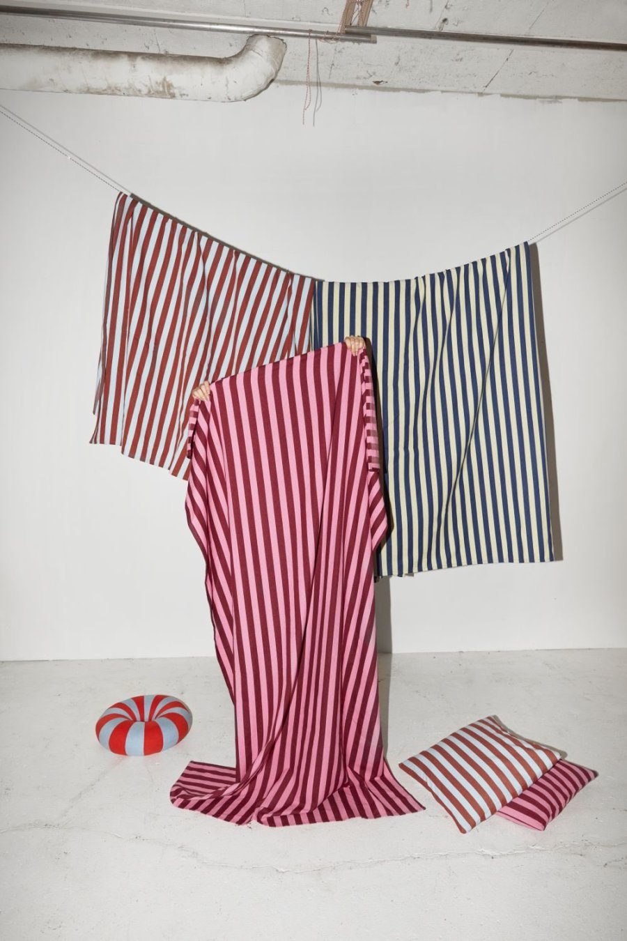 Studio About Pudebetr�k 50x50 cm, Bordeaux/Rosa