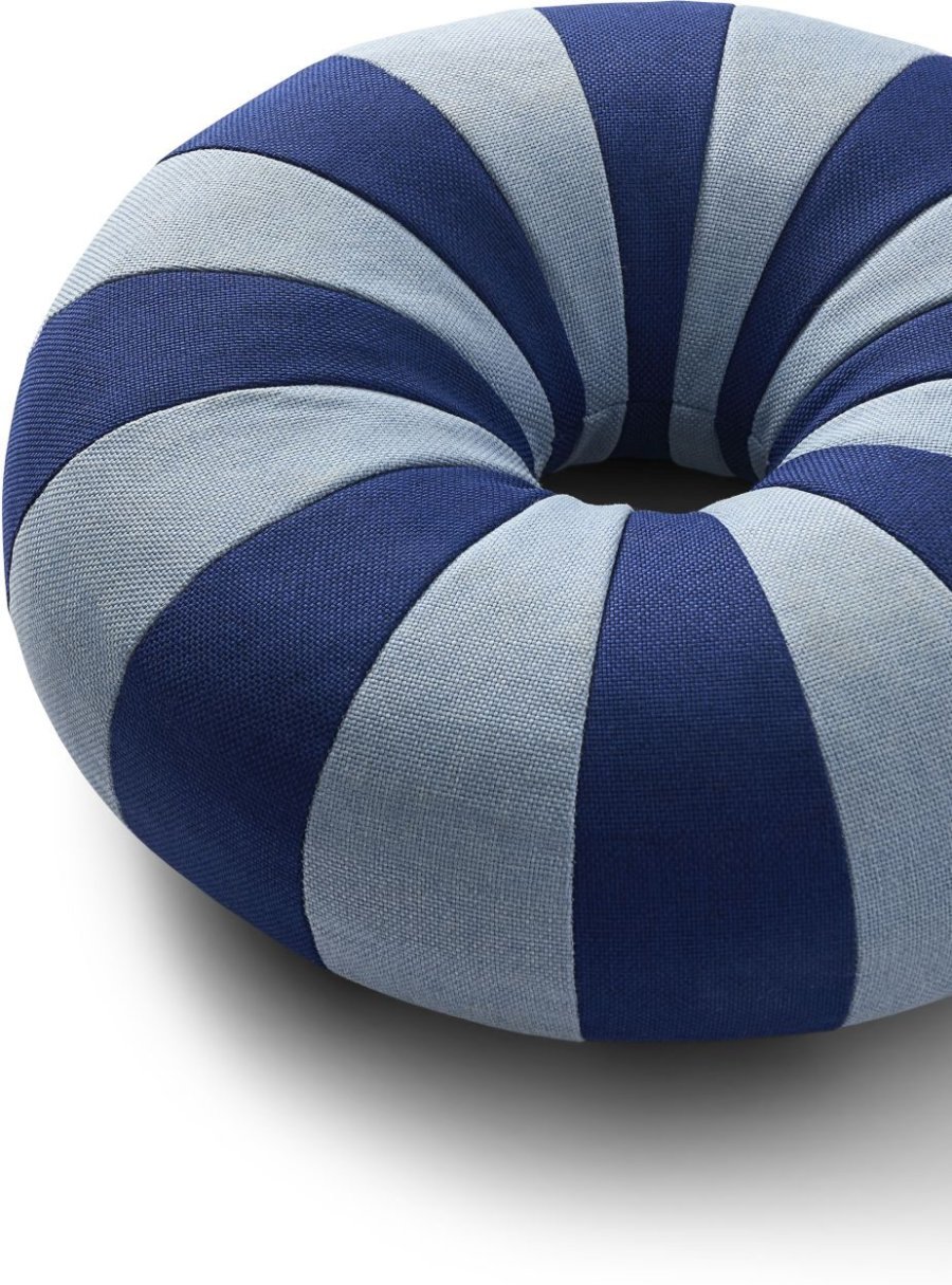 Studio About Float Pude �40 cm, Bl�/M�rk Bl�