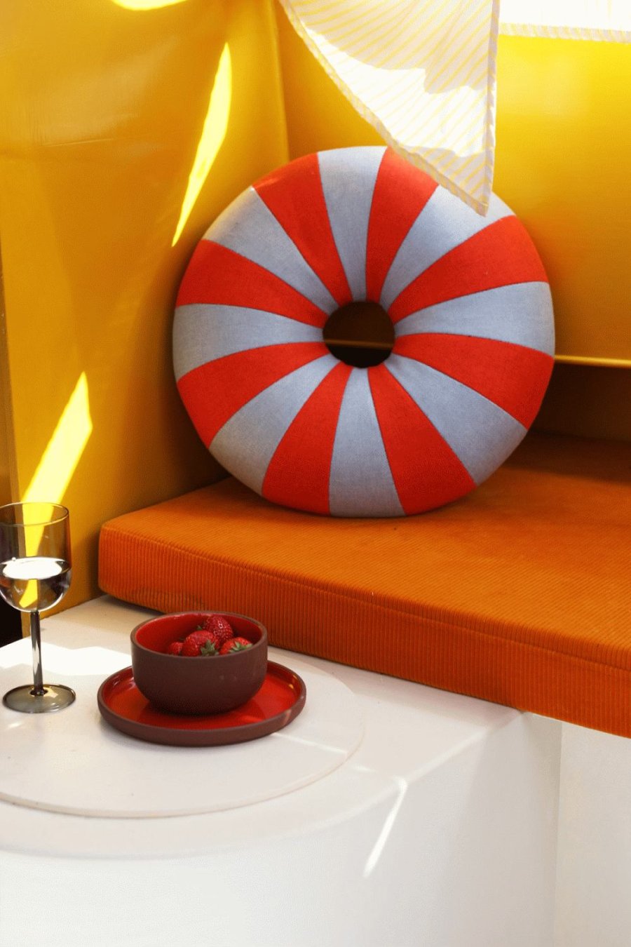 Studio About Float Kissen 40 cm, Blau/Rot