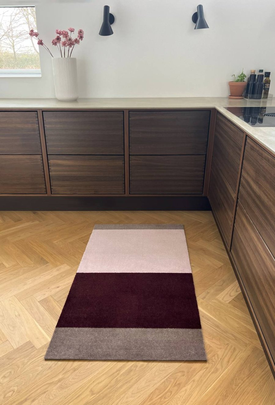 Tica Copenhagen Stripes Horisontal Gulvmtte 60x90 cm, Bordeaux/Rose/Sand