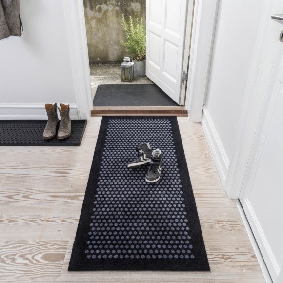 Tica Copenhagen Dot Smudsmtte 67x150 cm, Sort