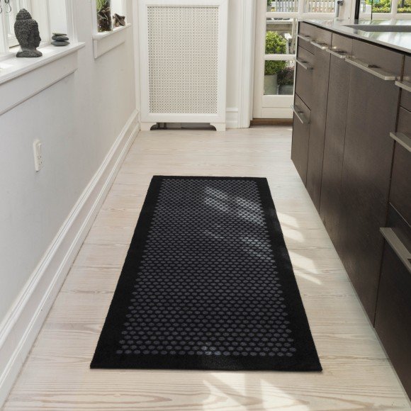 Tica Copenhagen Dot Smudsmtte 67x200 cm, Sort