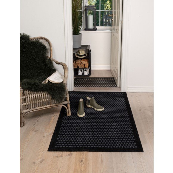 Tica Copenhagen Dot Mtte 90x130 cm, Sort/Gr