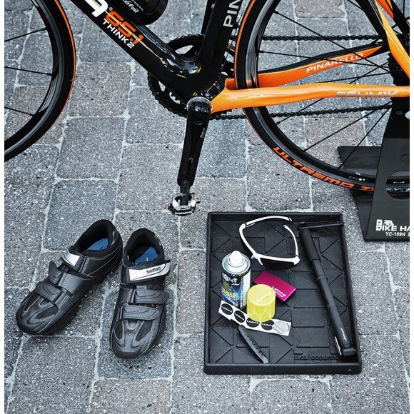 Tica Copenhagen Trekant Skobakke 28x38 cm, Sort
